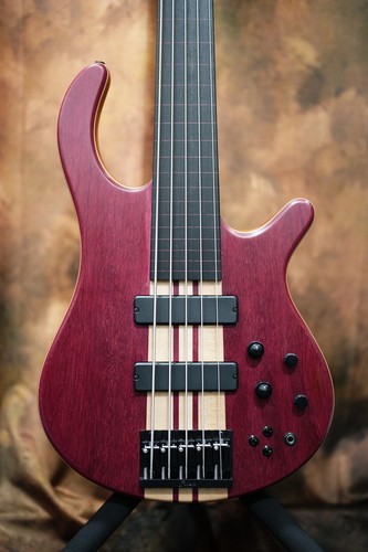 Fodera compito tribute - compito, bass