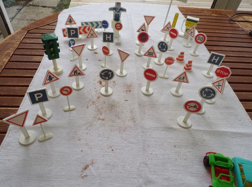 Lot panneaux de - 35,