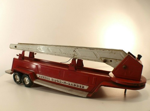Vyli fire truck aerial - truck,