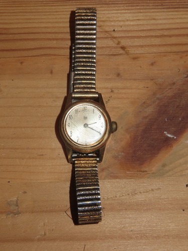 Petit montre femme lip - montre,