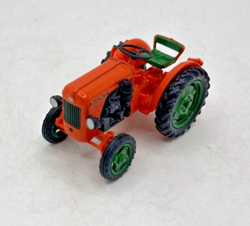46305 universal hobbies - 46305,