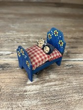 Ancien lit Miniature En Bois Style allemand Stilles Gluck ? Têtes poupées Tissus