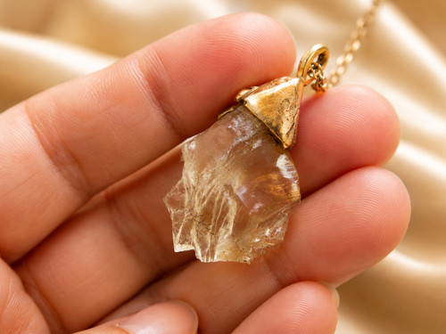 Pendentif topaze jaune brut
