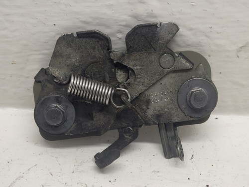 Système attache capot - , moteur
