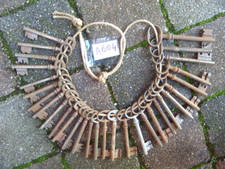 LOT A604 DE 30 CLÉ CLÉS