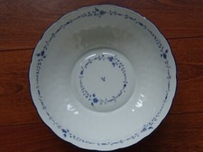 LIMOGES BERNARDAUD 1 SALADIER PORCELAINE MODELE HORTENSE 25,5 cm