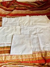 Lot drap brodé pour bébé et