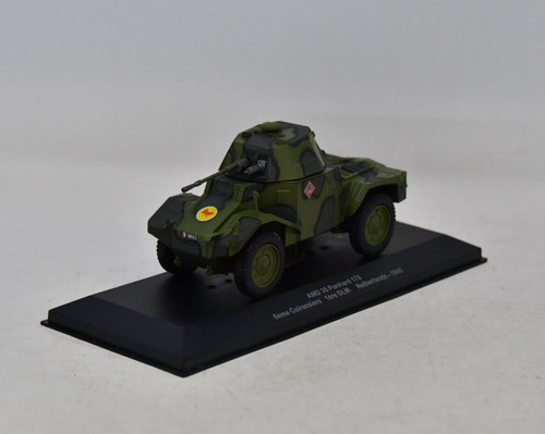 Char militaire amd panhard - char,