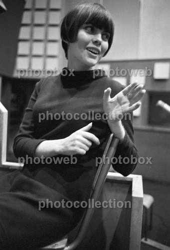 Mireille mathieu exclusive - mireille,