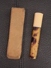 ANCIEN FUME CIGARETTE DANS SA BOITE MATIERES A DEFINIR