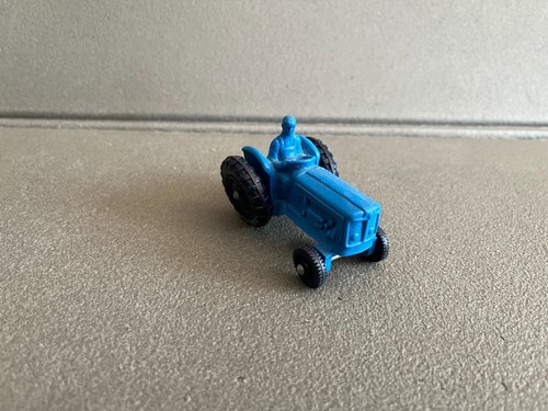 Voiture miniature ancien - miniature,