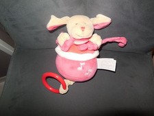 peluche musical chien rose cueillette boite à musique DOUDOU ET COMPAGNIE 