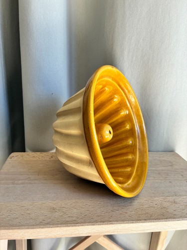 Ancien moule gâteau - ancien,