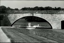 PARC d'un CHÂTEAU vers 1980 grande photo par Alain Aubert