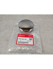 Bouchon chromé de réservoir