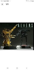 Shideshow 1/4  Statues ALIENS