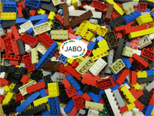 (C 3) 200 blocs de base LEGO