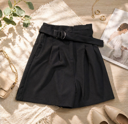 Short taille haute noir
