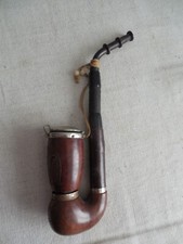 ANCIENNE PIPE EN BOIS SCULPTE A DECOR DE CERF