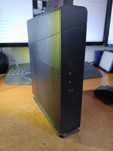 Modem routeur box sfr plus - modem,