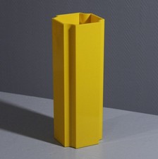 Jacques Bédat vase vintage rectangulaire n°9 plastique design Space Age 1970s