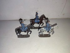 CBG MIGNOT DEMI ROND DE BOSSE LOT 3 SOLDAT OFFICIER A CHEVAL CAVALIER - BEL ETAT