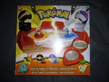 Arene de combat pokemon et poke ball twister en boite Bandai 2010 toupies lugia