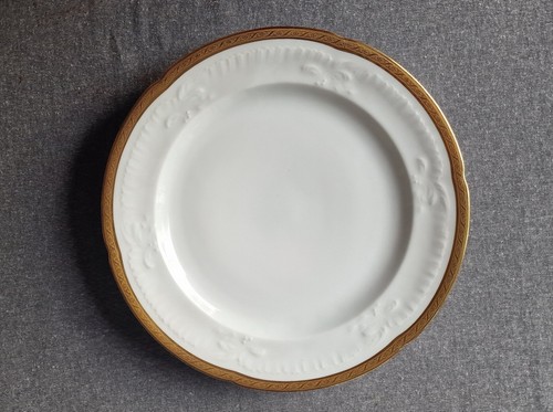 Assiettes plates blanc - blanc, et