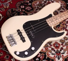 Squier by Fender Affinity