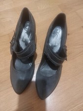 Escarpins a brides Tamaris taille 38