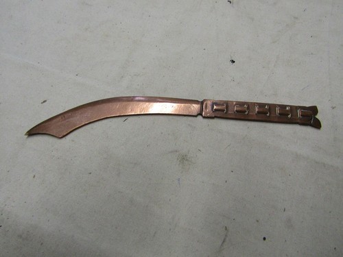 Objet tranchée coupe - tranchée,