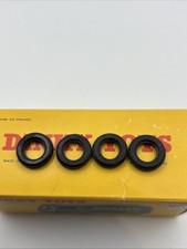 Lot de 4  pneus noir  crantés