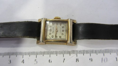 Montre mécanique vintage tank - mécanique,