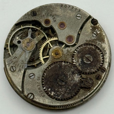 Cyma Militaire Montre