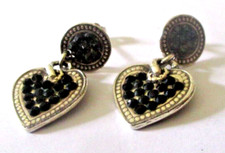 Boucles d'oreilles percées