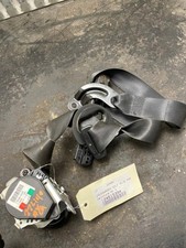 Ceinture avant gauche