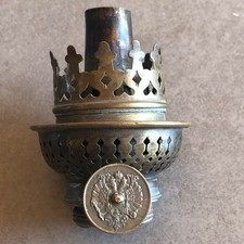 ANCIENNE BOBECHE / BRULEUR DE LAMPE A PETROLE - EN LAITON - À L’AIGLE BICÉPHALE 