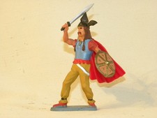 VINTAGE FIGURINE STARLUX ANTIQUITE GUERRIER GAULOIS AVEC GLAIVE CAPE ET BOUCLIER