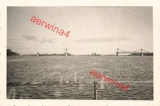 Pont détruit du Dniepr près