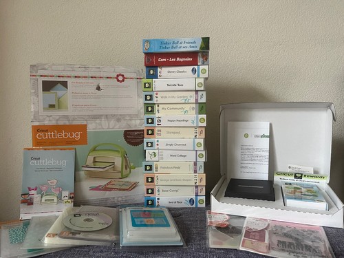Cricut cuttlebug die - ​cricut,