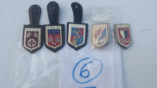Lot insignes pucelles - lot,