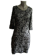 "JENNYFER" ROBE CHIC A PAILLETTES NOIR ET ARGENT T.M = 38/40