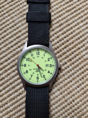 Montre militaire vintage - ,