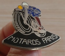 BEAU PIN'S MOTO GENDARMERIE MILITAIRE MOTARD VINTAGE PARIS ZAMAC BALLARD