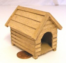 Maison de Poupées Pin