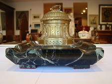 Signé Rambaud , fondeur Susse