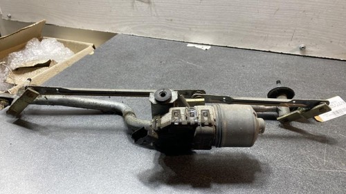 Moteur essuie glace avant