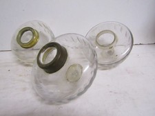 14. lot de 3 toupies