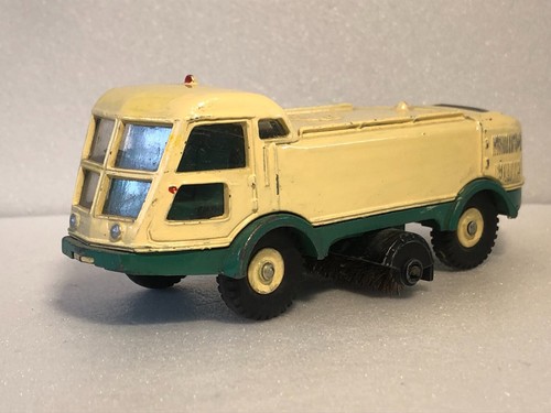 Balayeuse lmv dinky toys - balayeuse,