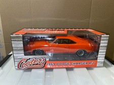Autoworld Cooter's Place 1/18